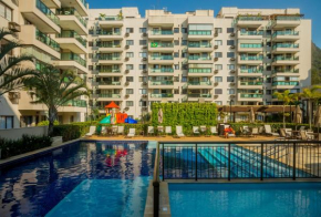 Omar do Rio - OPR 1355/301: 2Qtos, 250mbps Internet + Garagem, Piscina e Condomínio com acessibilidade